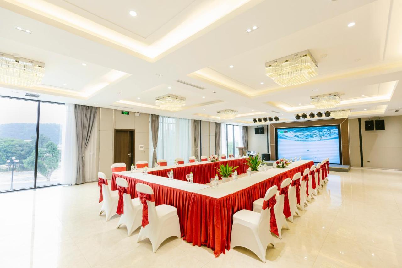 Songlam Waterfront Hotel Hà Tĩnh Exterior foto
